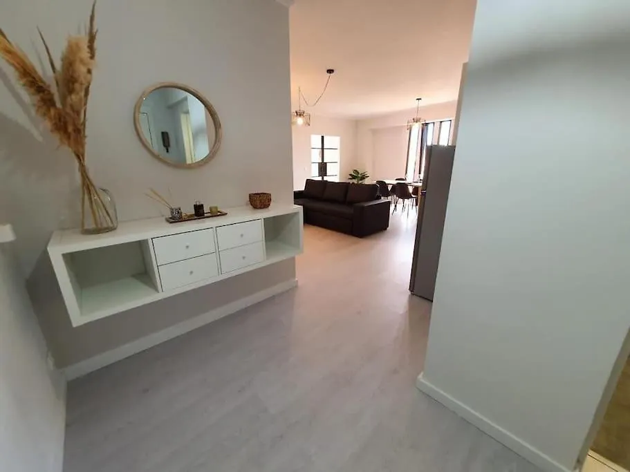 City Hall Apartment With Free Parking 丰沙尔